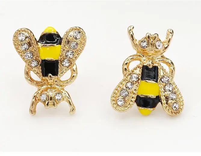 

2019 New Fashion Style Jewelry Crystal Earrings Animal Rhinestone Bumble Golden Bee Ear Stud Unique Earring Women Girls Gift