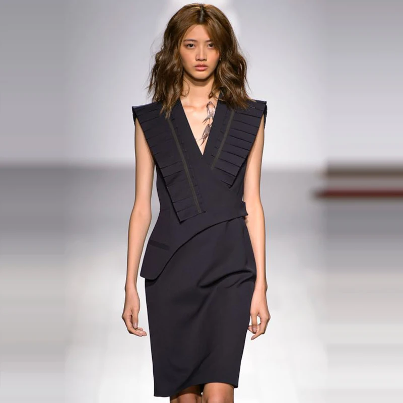

New European station 2018 summer star show high-end women's fashion sexy Pleat Dress