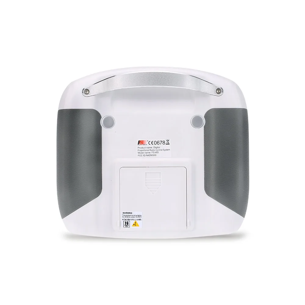 4396095903_1877244049