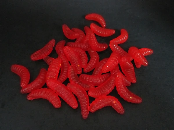grub lure red 1