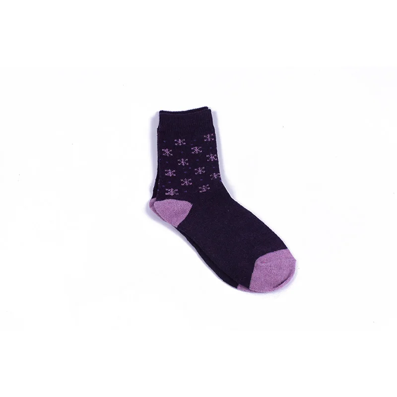 Зима, модные чёрные цветы, узоры, теплые белые короткие женские носки, harajuku, одноцветные Хлопковые женские повседневные Элегантные носки - Цвет: Фиолетовый