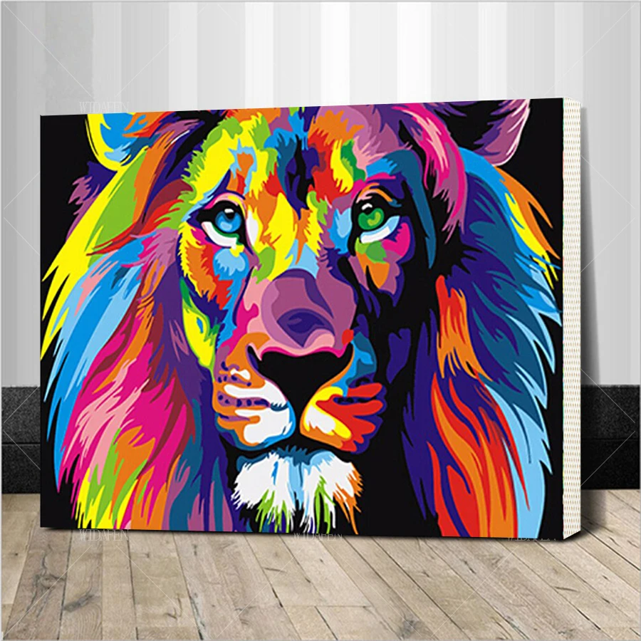 Лев разноцветный рисунок