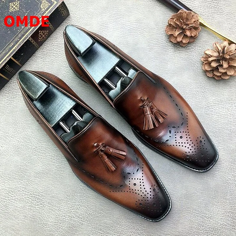 

OMDE Men Leather Loafers Luxury Brogue Tassel Mens Dress Shoes Breathable Slip On Casual Men Shoes Luxury Brand Men's Flats