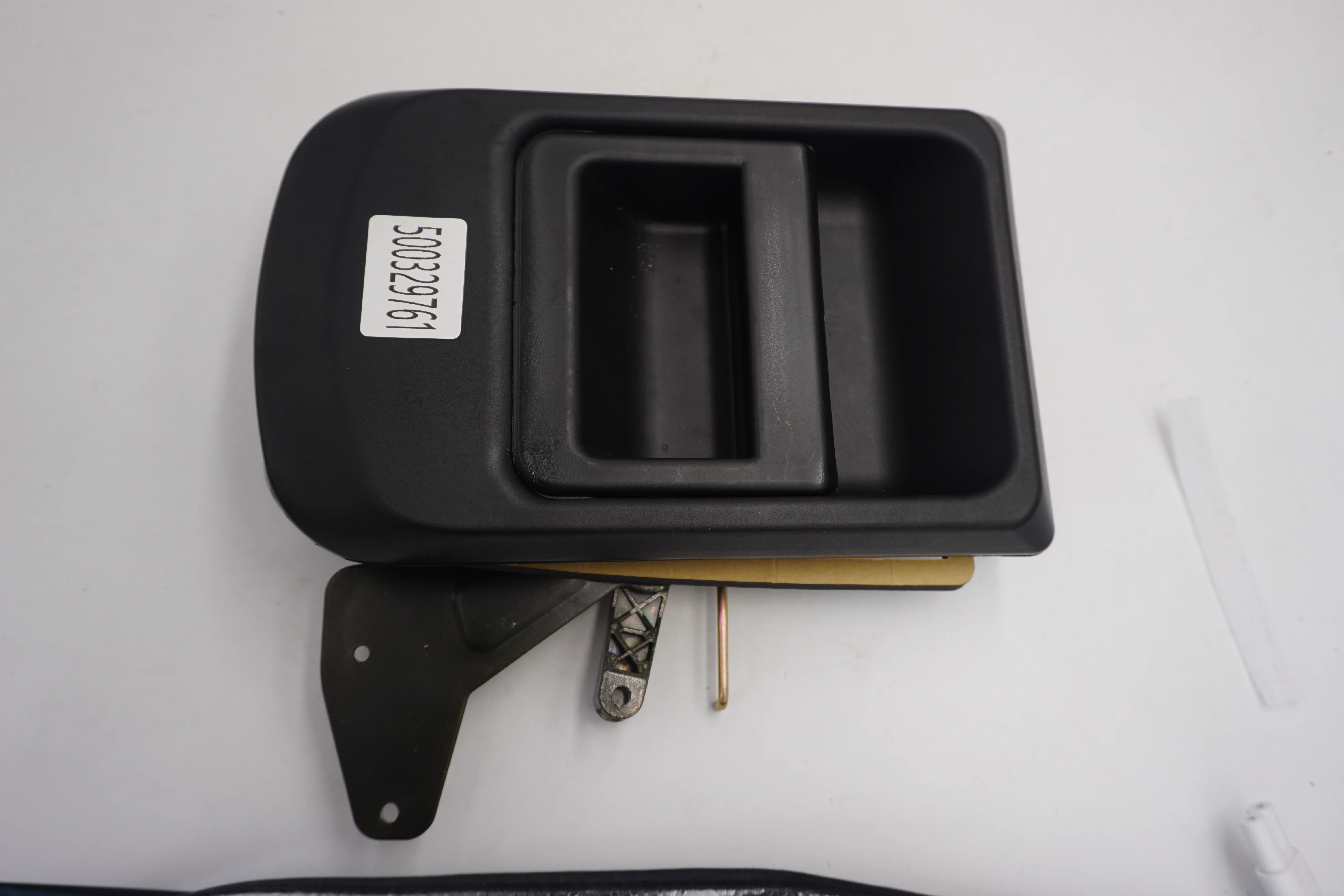 

FOR 80/487 IVECO-OM DAILY 2006- LAT. SLIDING RIGHT OUTSIDE DOOR HANDLE 500329761 500330806