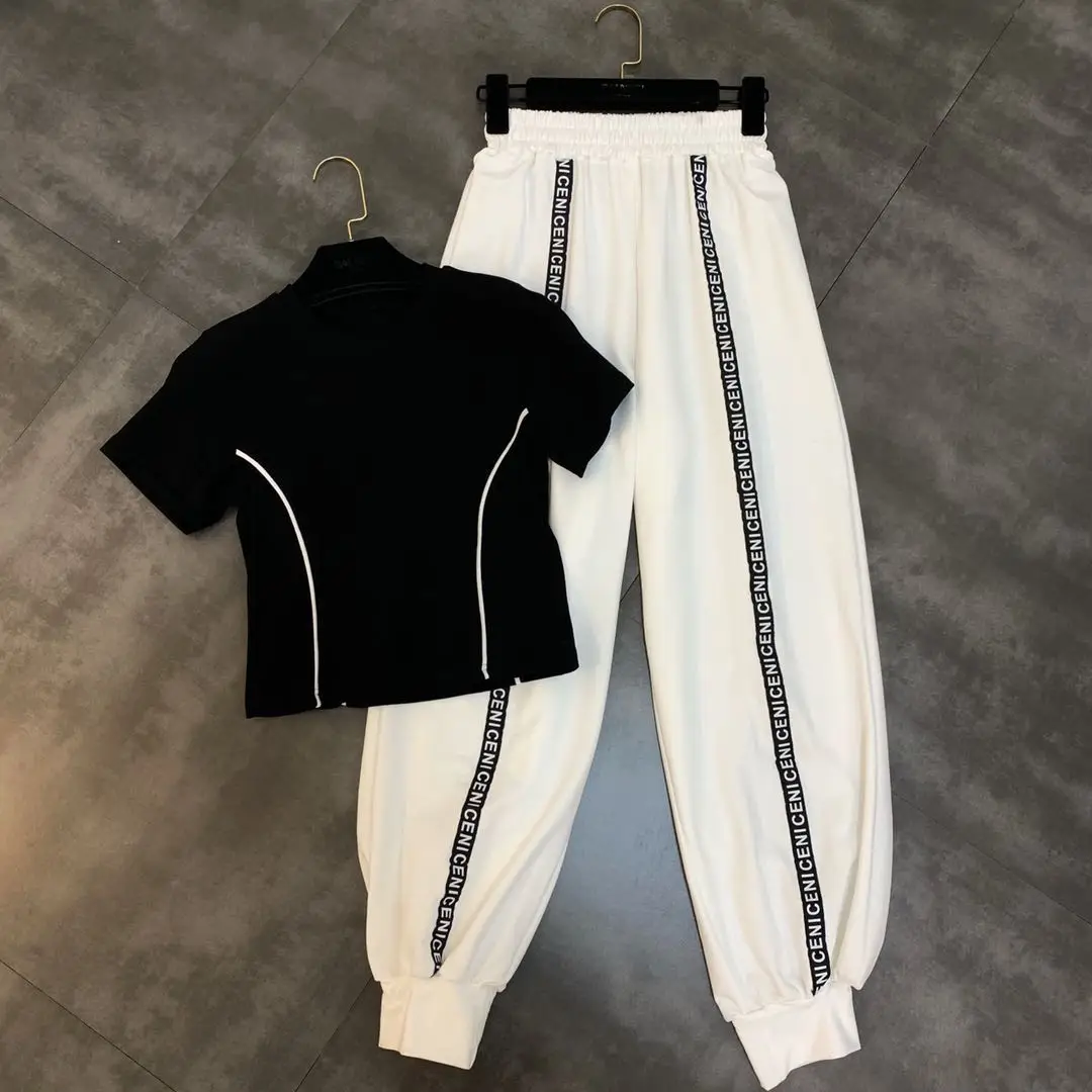 

2019 summer new round neck short-sleeved net version T with letter closing casual pants suit