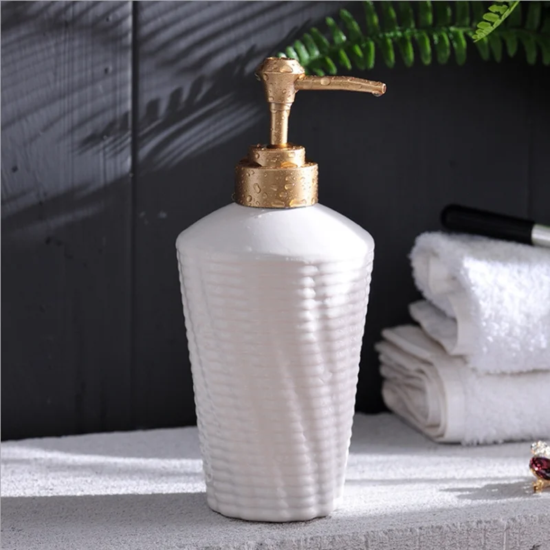 Ручная бутылка для антисептика дозатор мыла диспенсер De Jabon аксессуары для ванной комнаты Banheiro туалетные принадлежности - Цвет: White