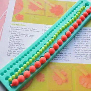 

1PC DIY Cute Pearl String Beads Silicone Mold Cake Decorating Fondant Baking Mould Green [4]