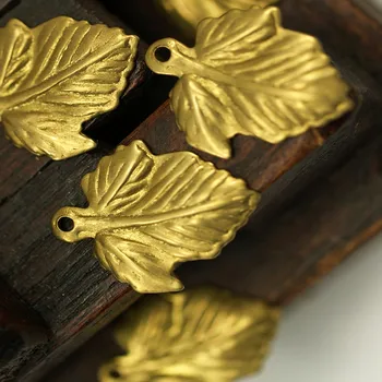 

50 pcs Raw Brass Leaf ..sz (19x16 mm)-- ybrs514