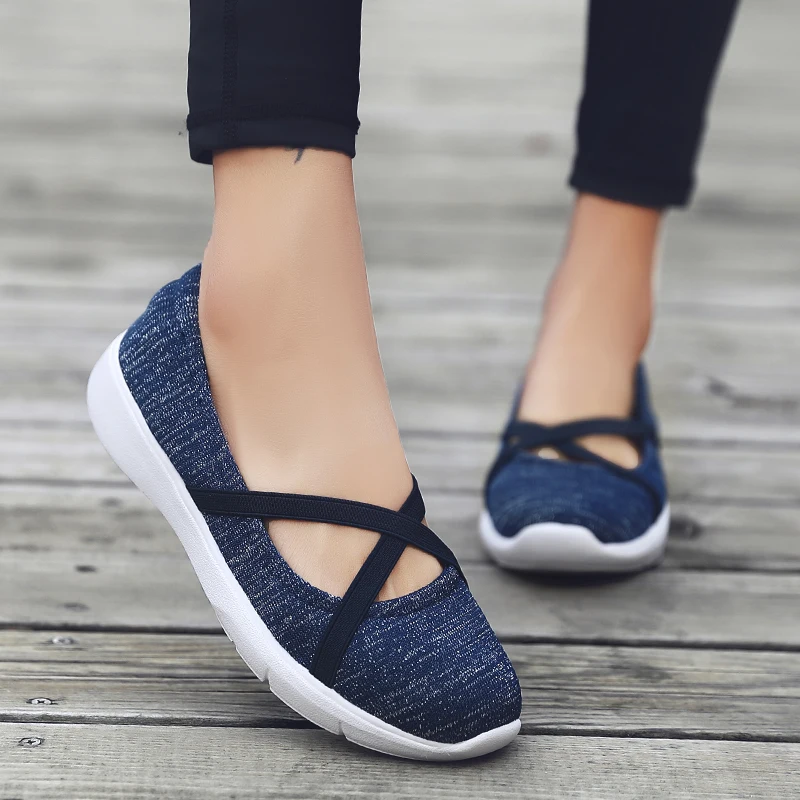 

2019 spring flats women shoes female casual shallow mouth cloth shoes soft Soft bottom air mesh women slip-on loafers shoes