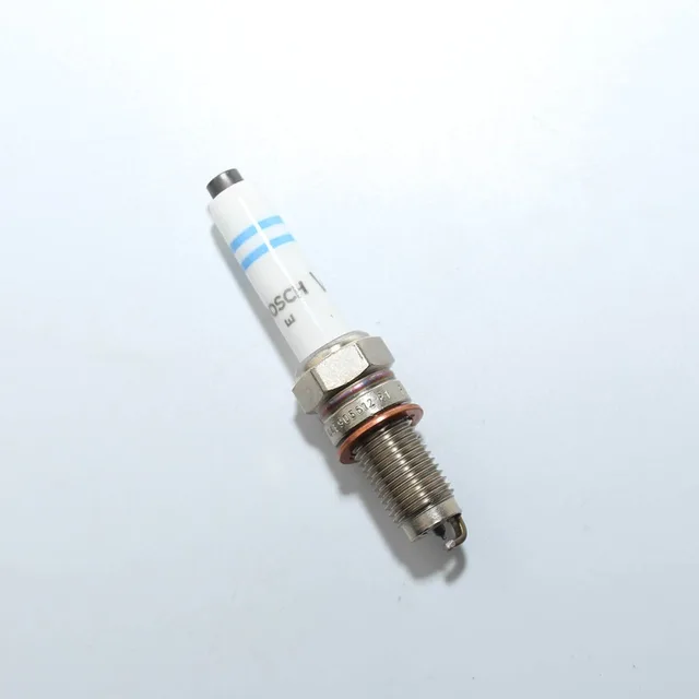OEM 04E 905 612 Spark Plug For VW Volkswagen Jetta Golf MK7 Sportsvan