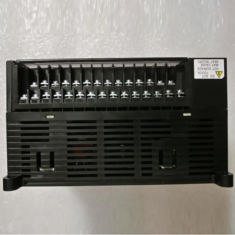 1 шт. хорошее качество ПЛК Процессор модуль cp1e-n40dr-a cp1en40dra в коробке