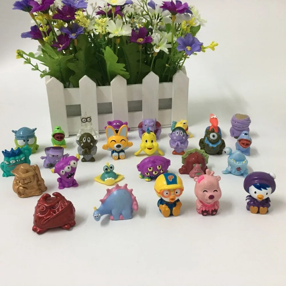6pcs Multi Monsters Капсульная кукла. С отверстием для детской куклы в виде монстра