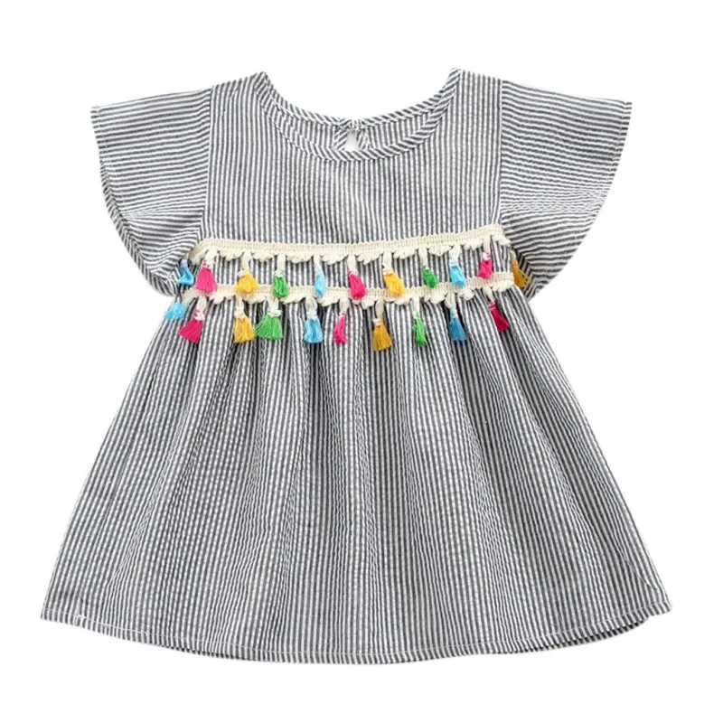 Летнее милое платье одежда для маленьких девочек Полосатое платье с кисточками хлопковое детское платье с расклешенными рукавами для