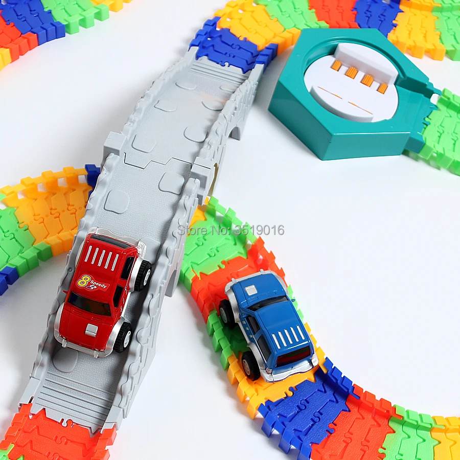 Coaster DIY Deluxe гибкая дорожная игрушка 17 футов более 300 шт. 2 автомобиля и горный
