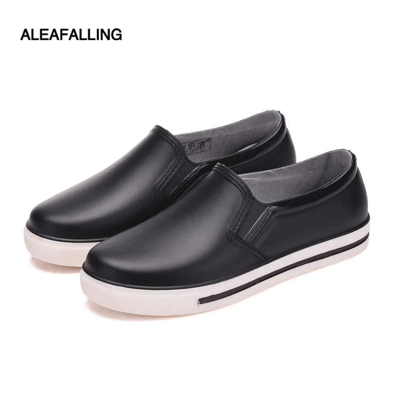 baratas Aleafalling mulher plana botas senhoras tornozelo curto botas de chuva sapatos de chuva bonito resistente à prova de água botas de borracha dedo do pé redondo mulheres botas w207