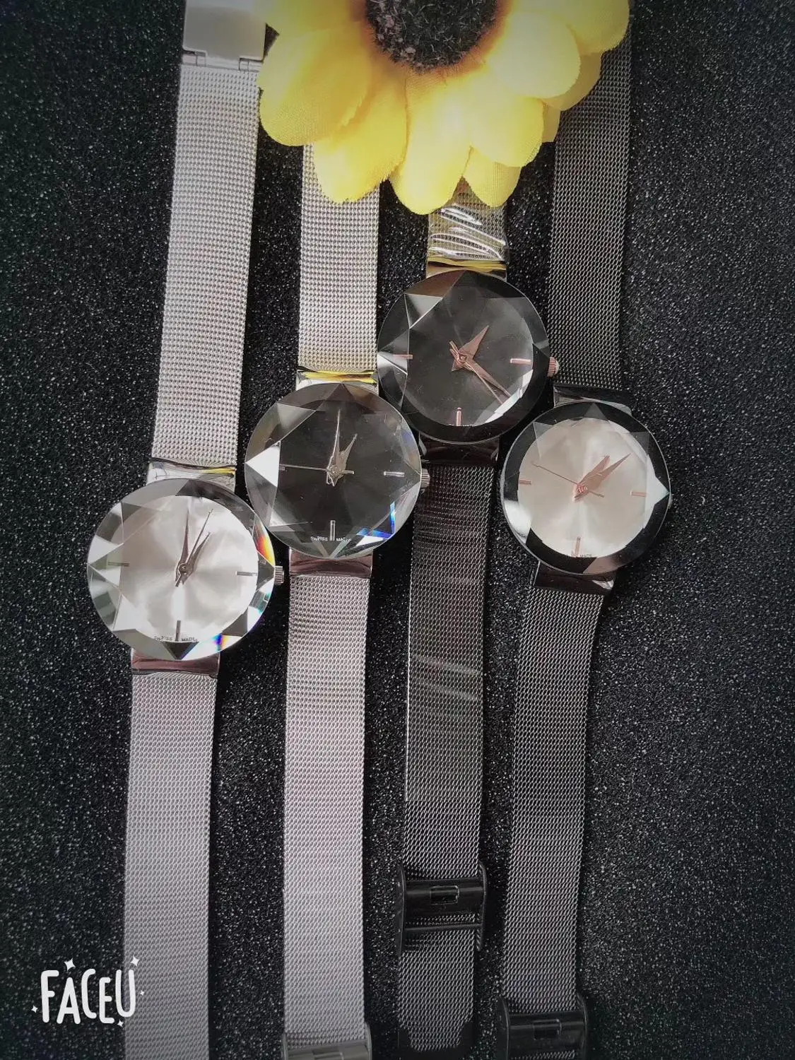 

Original Fashion Elegant Ladies Luxury Watch Belt Quartz Watch Geometric Cutting Surface Watch Multi-color Optional Watch
