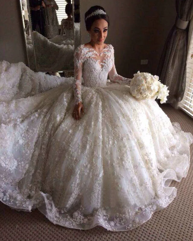 Elegant-Lace-Ball-Gown-Wedding-Dress-2015-Bridal-Gowns-Vintage-Vestidos-De-Novia-Muslim-Wedding-Dress