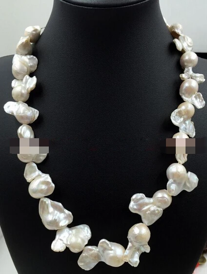

Jewelr 006453 REAL HUGE SOUTH SEA WHITE BAROQUE 15-35MM PEARL NECKLACE 18''