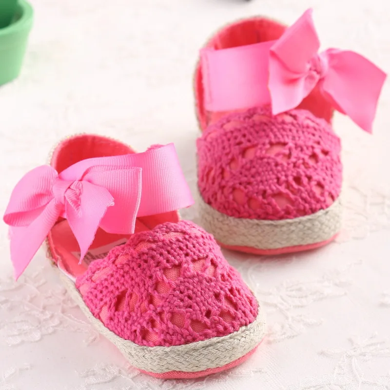 Весенне-Осенняя обувь для маленьких девочек; однотонная обувь принцессы для малышей; нескользящая обувь Mary Jane для малышей; обувь для новорожденных