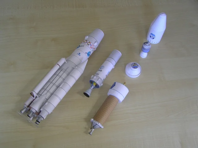 Высокое качество Европейский Ariane 4 rocket paper модельный комплект