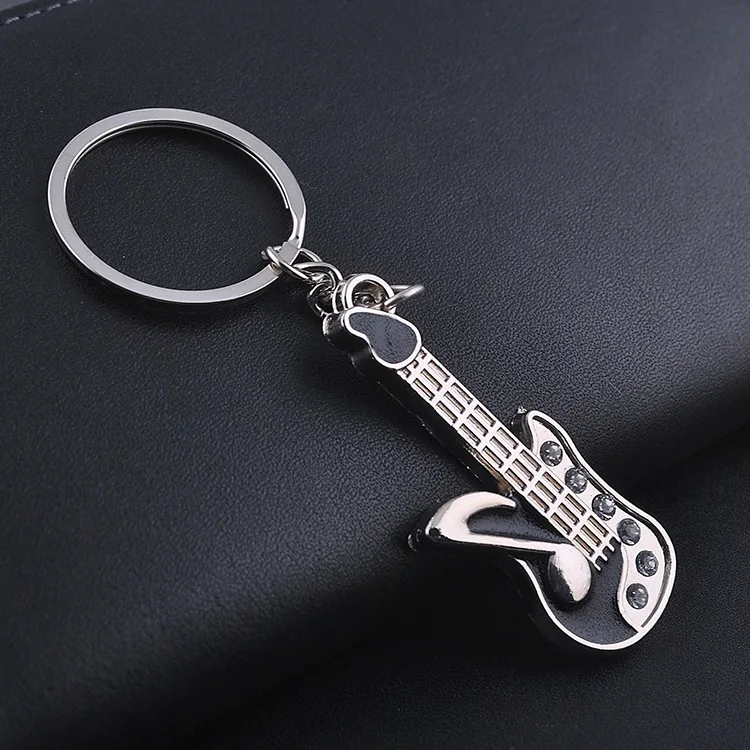 

Yuri On Ice 2019 New Character Small Guitar Music Key Chain For Men And Deserve To Act The Role Of Activity Promotion Gifts