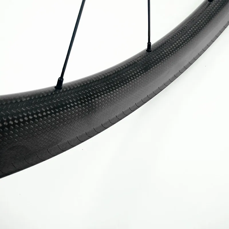 Top 700c bicycle road wheels60x25mm clincher AC3 brake side R36 ceramics carbon wheels 1690g bicycle carbon wheels 1420 Spoke 4 Top 700c bicycle road wheels60x25mm clincher AC3 brake side R36 ceramics carbon wheels 1690g bicycle carbon wheels 1420 Spoke 4