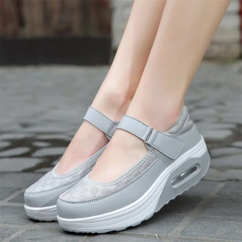 Женская обувь на высоком каблуке для медсестры г., Весенняя модная женская обувь лоферы в британском стиле, женская обувь на платформе - Цвет: Mesh shoes gray