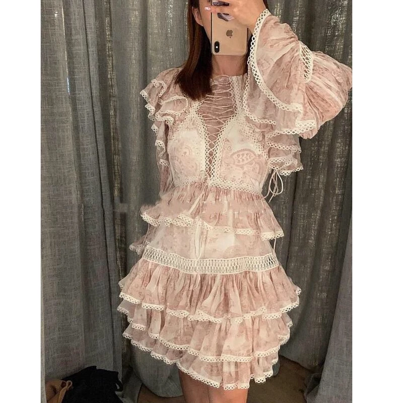 

Runway Designer Dress 2019 High-end Summer Flare Sleeve Tiered Women Ruffle Dresses Floral Print Party Lace-Up Short Mini Dress
