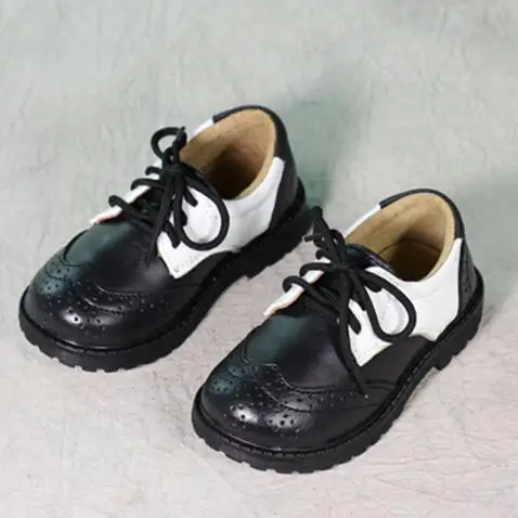 Новая модная обувь с перфорацией типа «броги» на шнуровке; детская обувь на плоской подошве; кроссовки для мальчиков и девочек; повседневная обувь из натуральной кожи для детей; сезон весна-осень; 03 - Цвет: Black and white