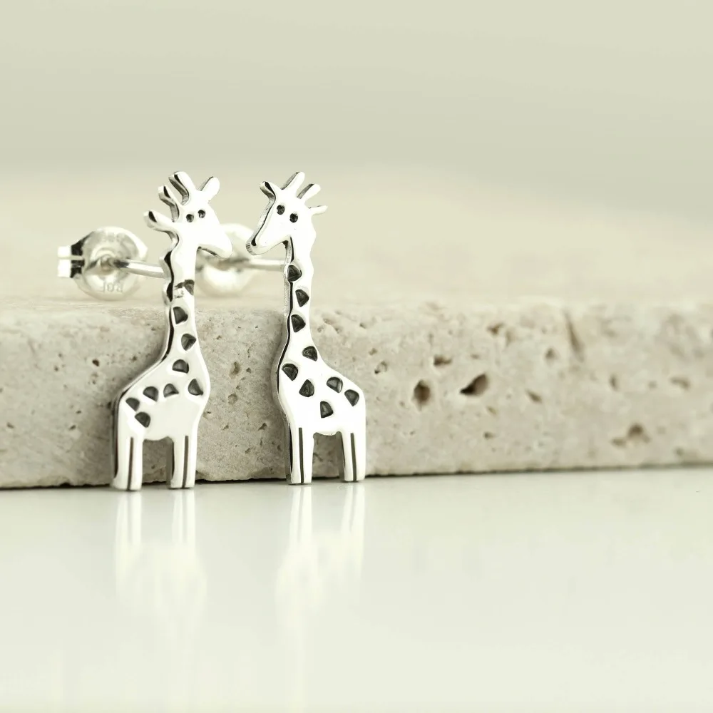 Милые серьги-гвоздики в виде ромашек жирафа, эпоксидные пятна, ювелирные изделия в виде животных для женщин, вечерние, подарок на день рождения
