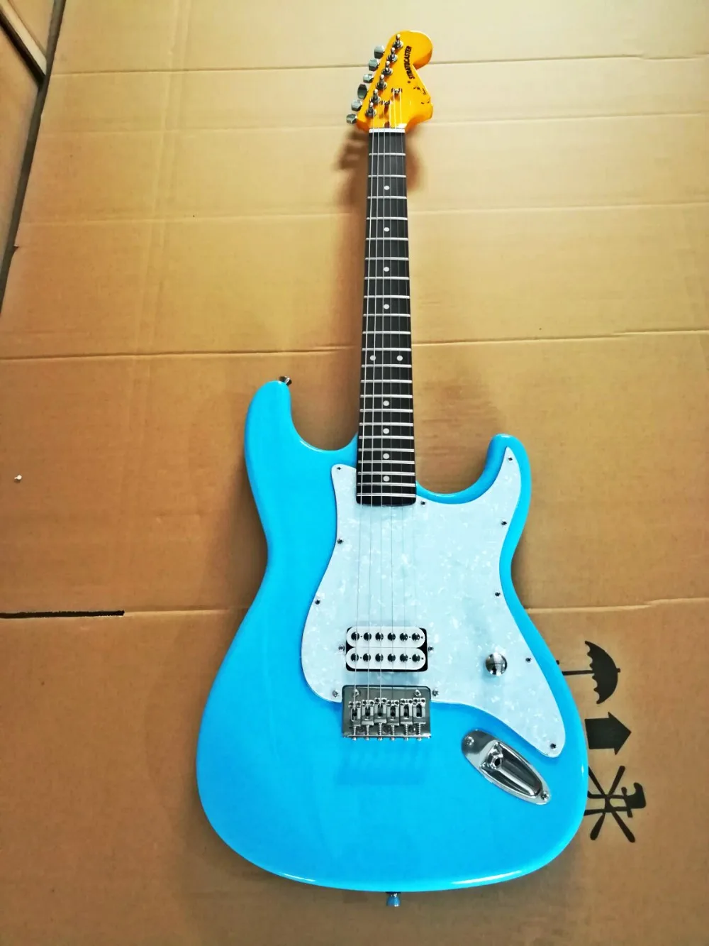 

Top Quality GYST-1056 Solid mahogany body sky blue Color white plate rosewood fretboard Electric Guitar, Free shipping