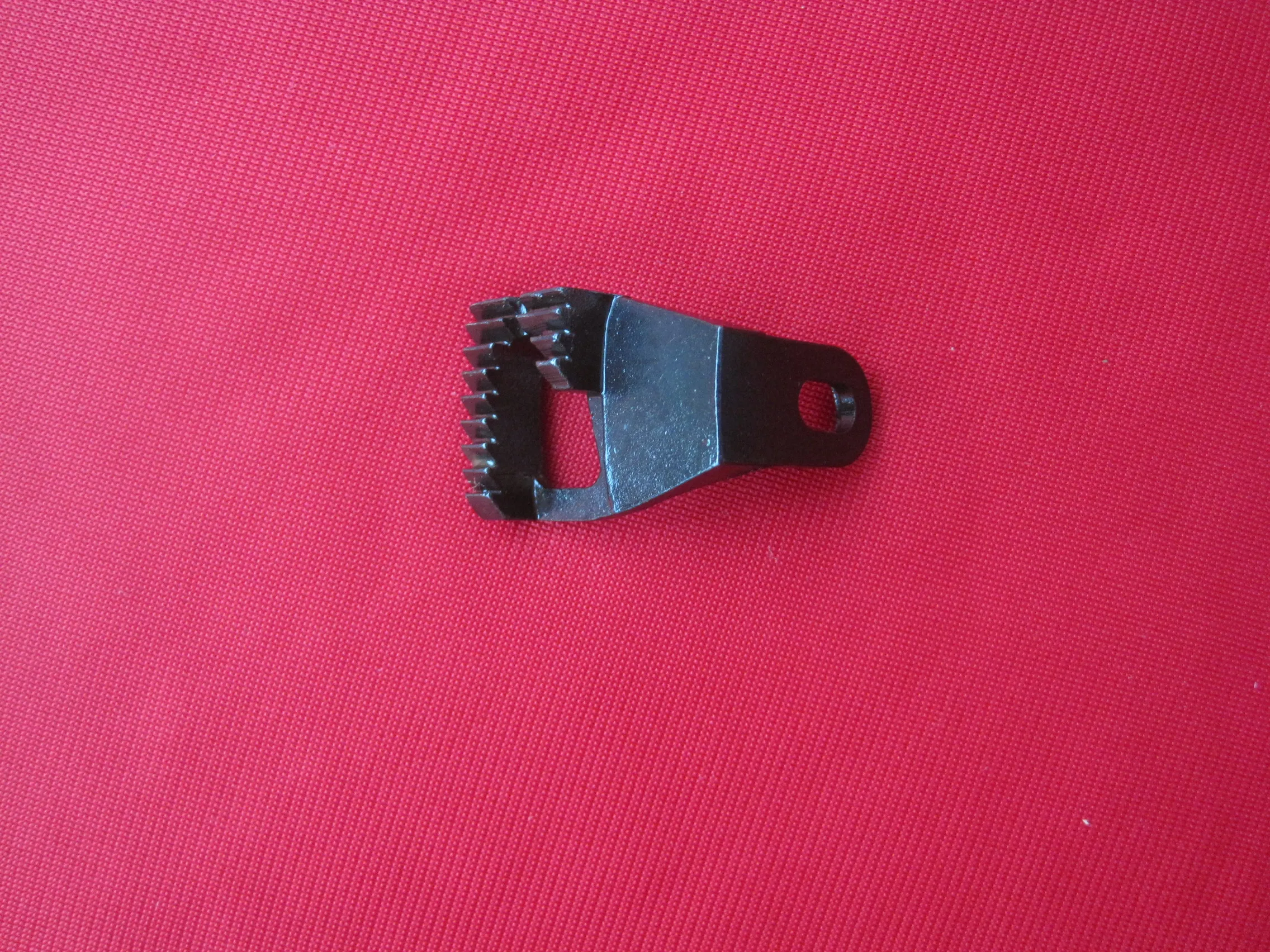 Sewing machine parts SINGER 45K/132K accessories 91713 teethsinger