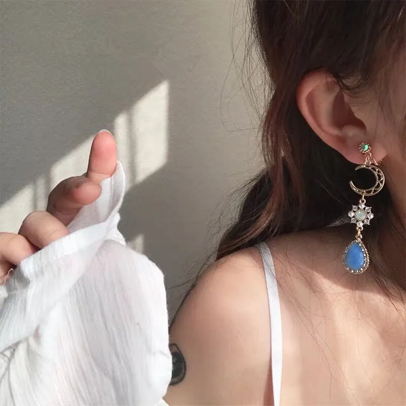 2019 новые милые Асимметричные блестящие серьги Стразы Love Сердце Луна Висячие для