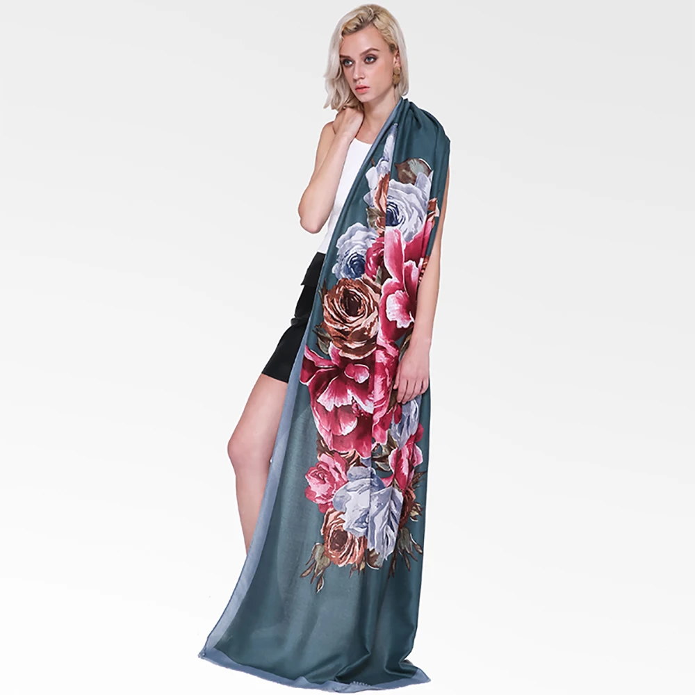 

Big floral silver lurex women cotton scarves shawls autumn wraps hijab foulard bandana women lightweight wraps LL180895