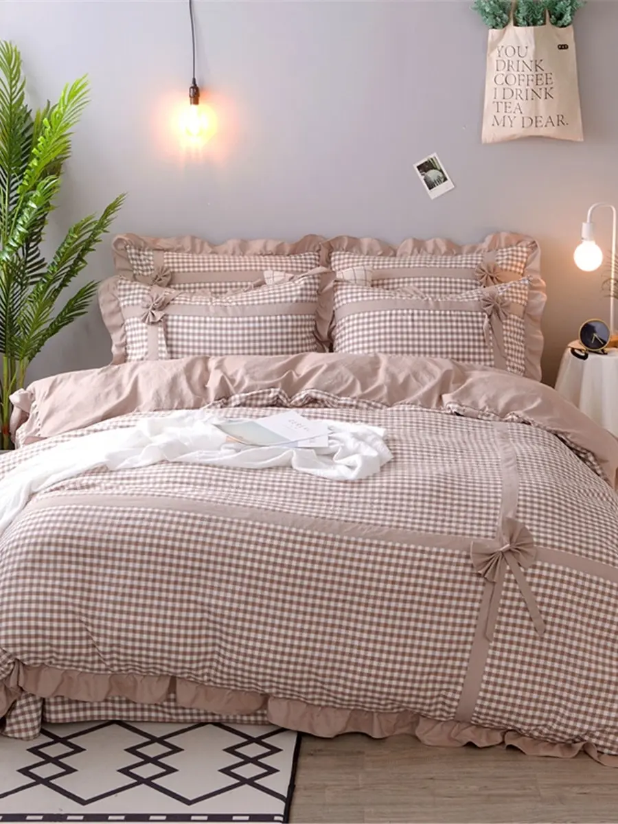 

4Pcs Duvet Cover Set Simple Soft Bow Decor Plaids Pattern Comfy Bedsheet Set