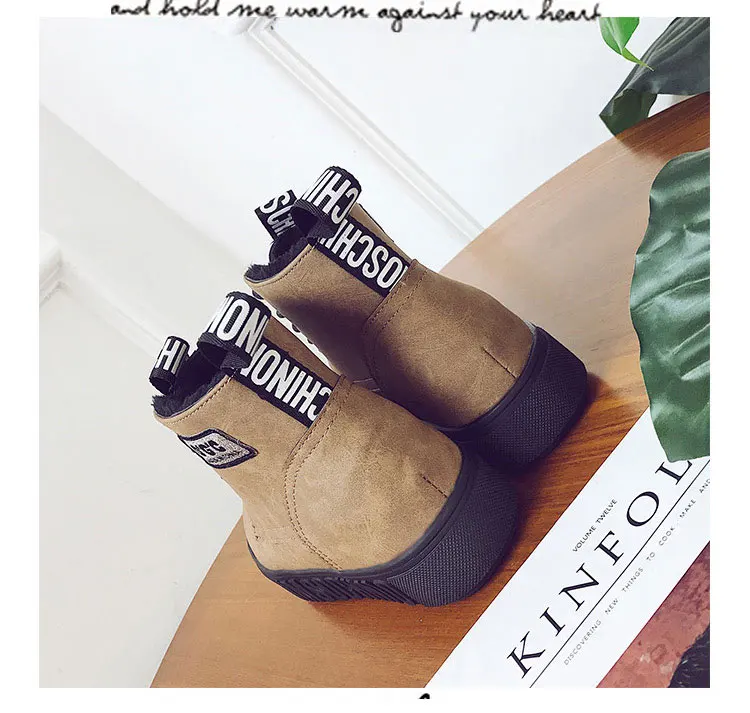 Women Boots (18)