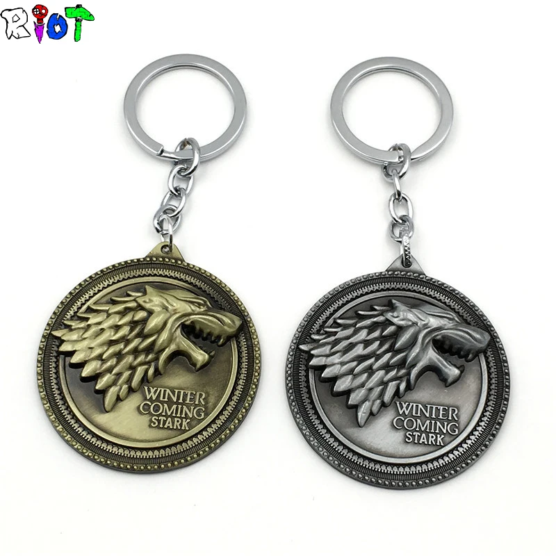 

Game of Thrones Stark Family Badge Keychain Shield Round Coin Metal Pendant Key Chains winter coming stark Letter Logo Chaveiro