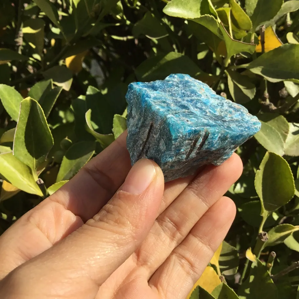85~ 90 г натуральный сырой Голубой Апатит камень минеральный камень образец