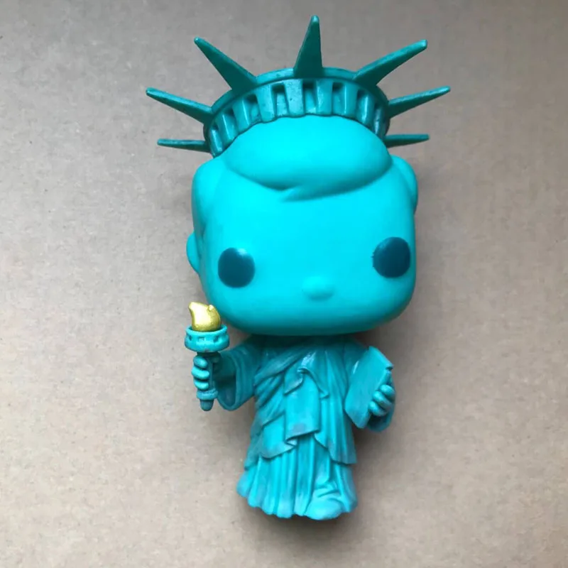 

POP FREDDY SE Statue of Liberty Desk Model Doll PVC Action Figure Collectible Model Toys For Friend Birthday Gift