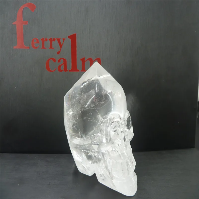 

NATURAL QUARTZ CRYSTAL carved skull T19