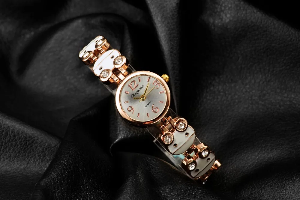 2021 New Fashion Slim Women Bracelet watches Lady Luxury Brand new Quartz wristwatch women skeleton sexy watch