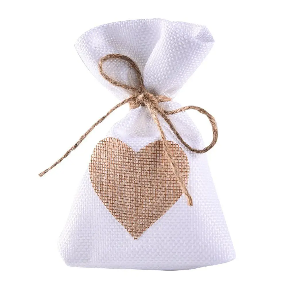мешочек с сердцем. белый мешочек. мешочек с сердцем. мешочек сердца. мешочек сердца.