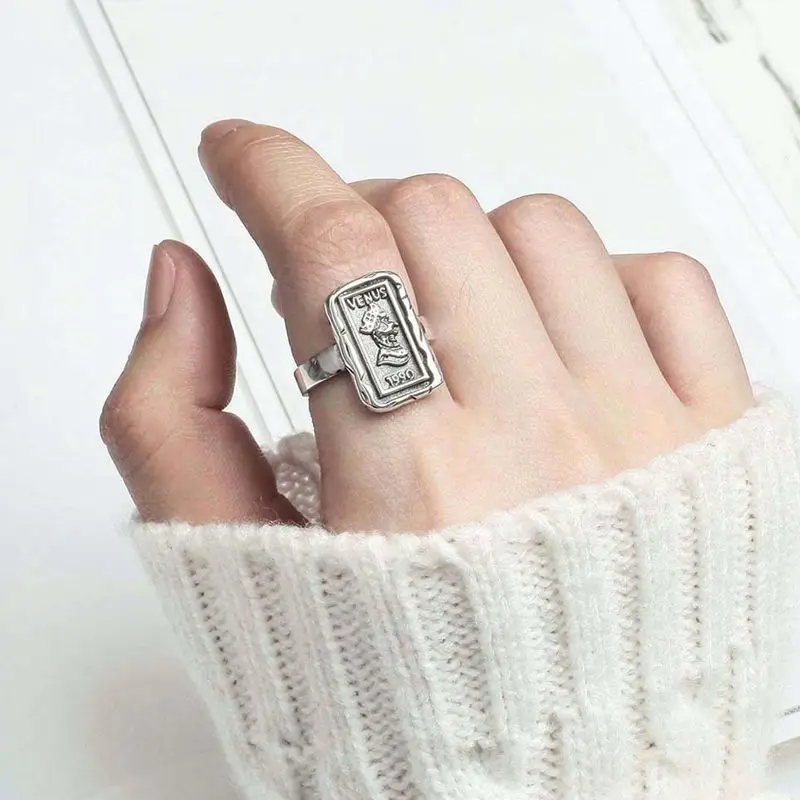 Silvology 925 Sterling Silver Square Figure Rings Vintage Do Old Coin Creative Venus Rings For Women Elegant Korea Jewelry