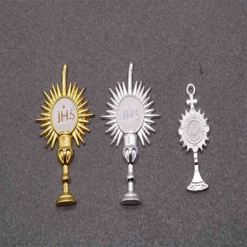 

Religious Jesus Christ the Like icon. Sacred Jesus Metallic Golden Chalice Necklace Medal.10pcs