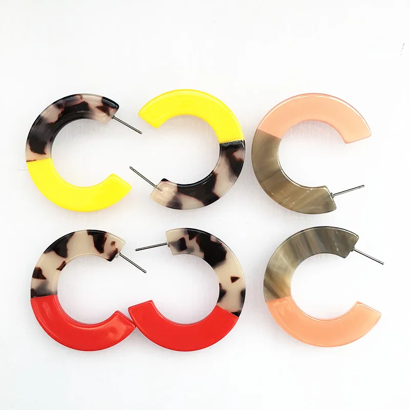 

UJBOX 2019 Red Yellow Leopard Resin Acetate Stitching Earrings Women Summer Hoop Earrings Factory Wholesale Wedding Party Gift