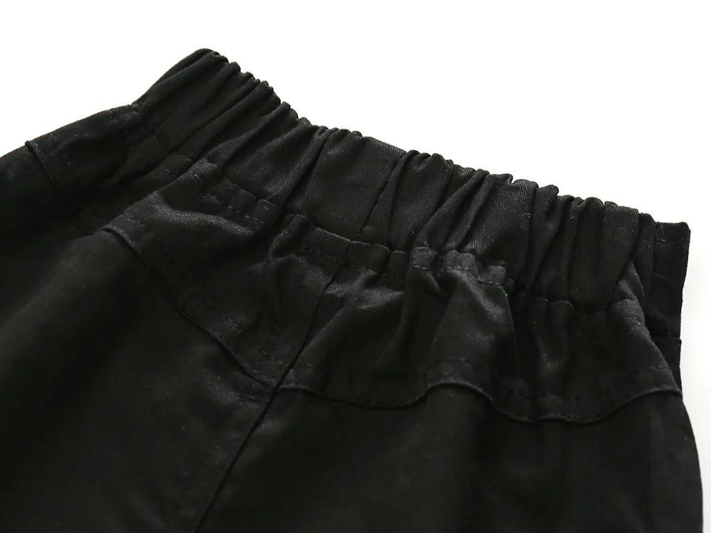 4586561381_2068599042