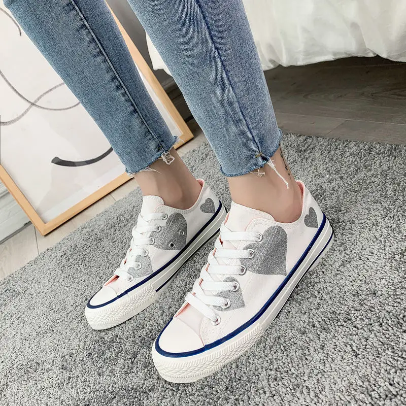 

Comfy Breathable Canvas vulcanized shoes High Top Walking Women's Sneakers Heart-shaped student leisure Shoes Female