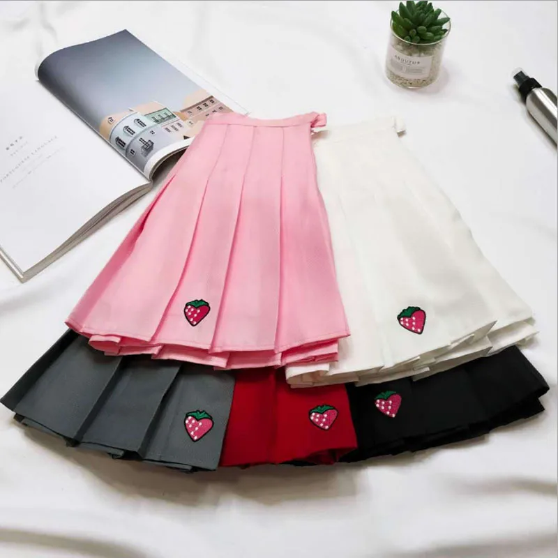 Плиссированные юбки для милых девочек; коллекция года; ulzzang Harajuku; милые юбки с вышивкой клубники; мини-юбки для женщин;# T003