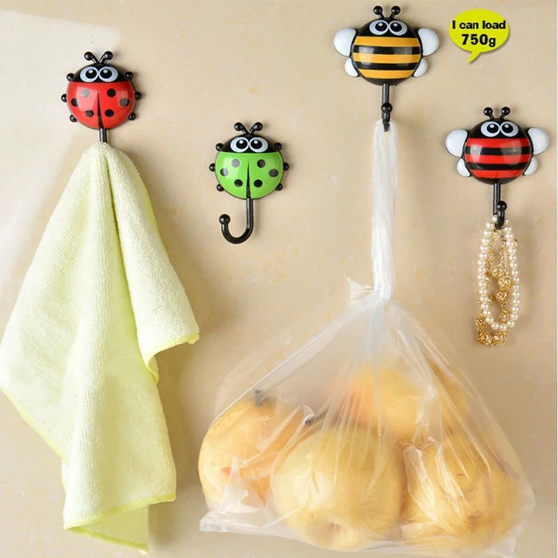 

2pcs/set Creative Cartoon Ladybug Bee Bathroom Wall Hooks Sucker For Hanging Wall Decor Hooks Towel Wall Hanger Holder