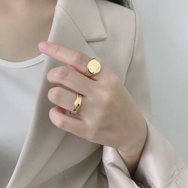 Kaufen Silvology 925 Sterling Silber Glänzend Konkaven Sureface Ringe Runde Hohe Qualität Erweiterte Modell Ringe für Frauen Neue Büro Schmuck